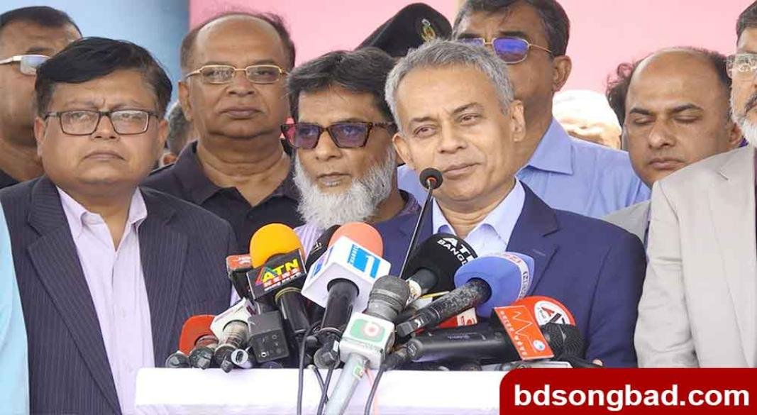 বাস মালিকরা নির্ধারিত ভাড়ার বেশি নিচ্ছেন না: সড়কমন্ত্রী দাবি